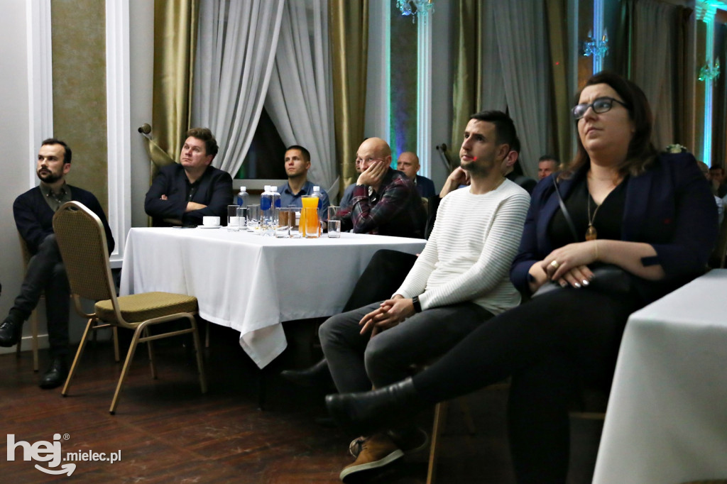 Biało-Niebieska Kolacja FKS