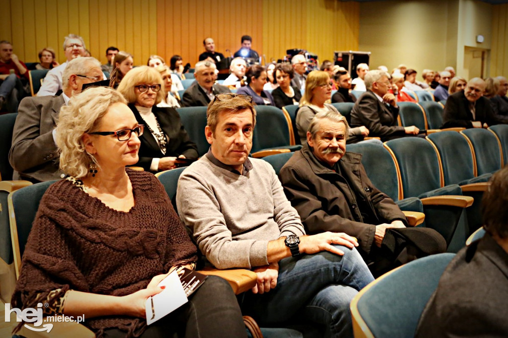 Koncert Andrzeja Szęszoła z zespołem i orkiestrą