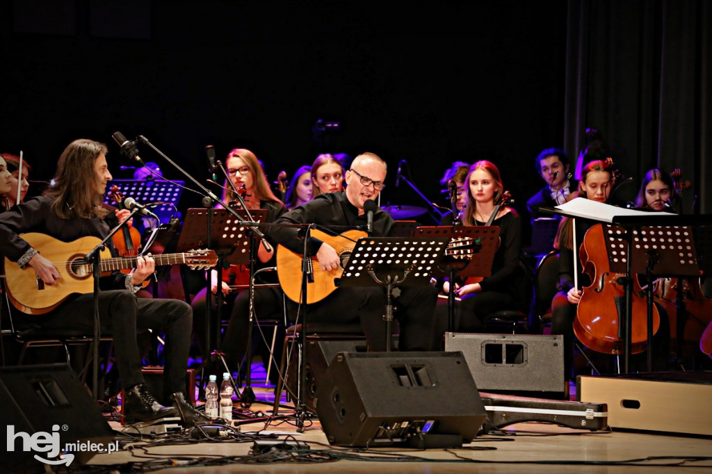 Koncert Andrzeja Szęszoła z zespołem i orkiestrą