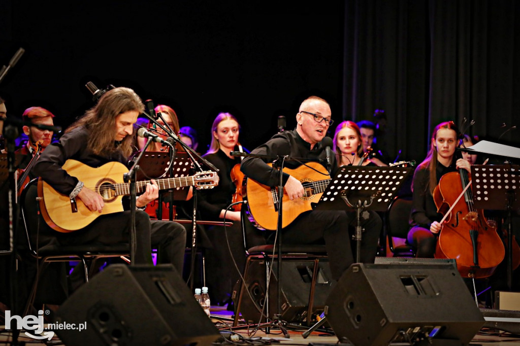 Koncert Andrzeja Szęszoła z zespołem i orkiestrą