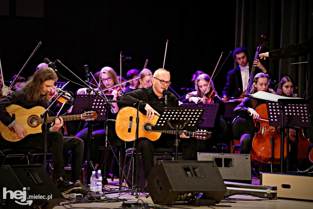 Koncert Andrzeja Szęszoła z zespołem i orkiestrą