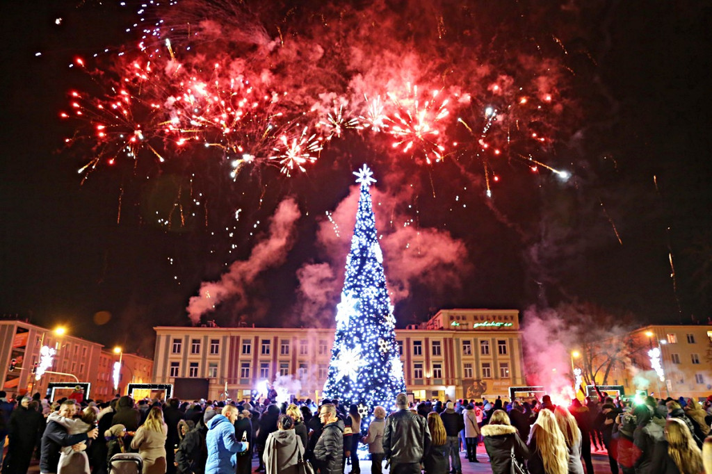 Mielczanie powitali 2019 rok na Placu AK