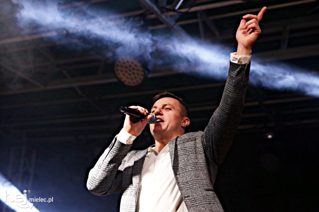Mielczanie powitali 2019 rok na Placu AK