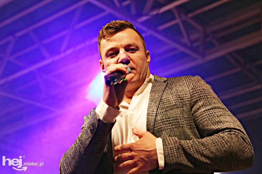 Mielczanie powitali 2019 rok na Placu AK