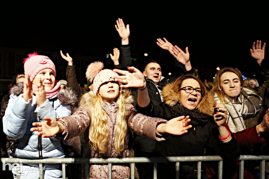 Mielczanie powitali 2019 rok na Placu AK