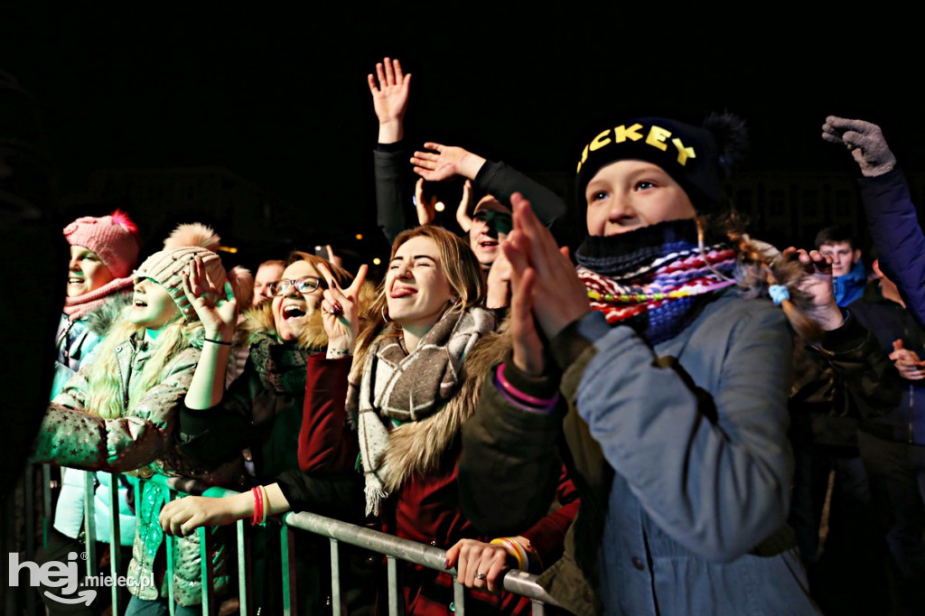 Mielczanie powitali 2019 rok na Placu AK