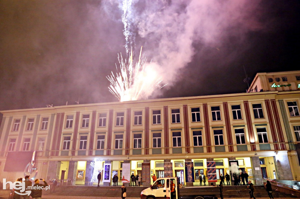 Mielczanie powitali 2019 rok na Placu AK