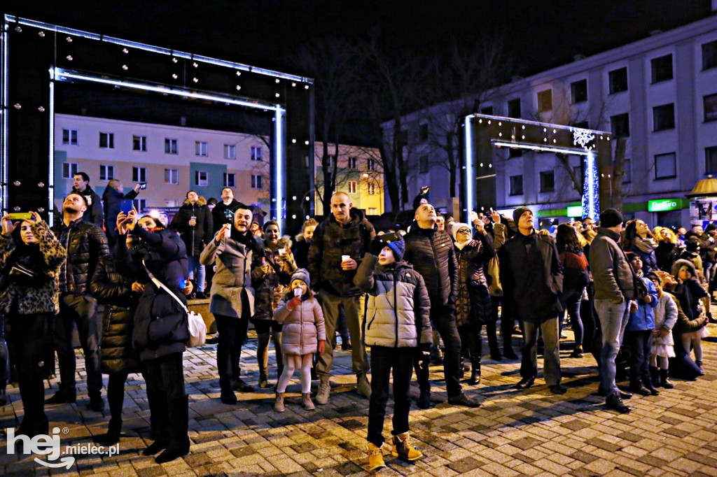 Mielczanie powitali 2019 rok na Placu AK