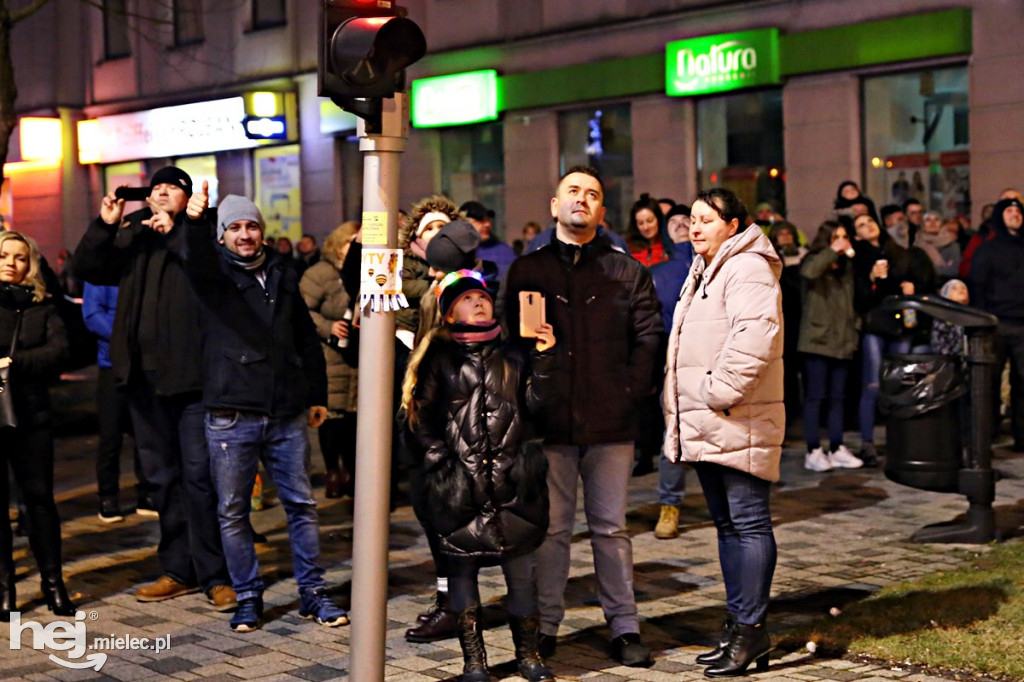 Mielczanie powitali 2019 rok na Placu AK