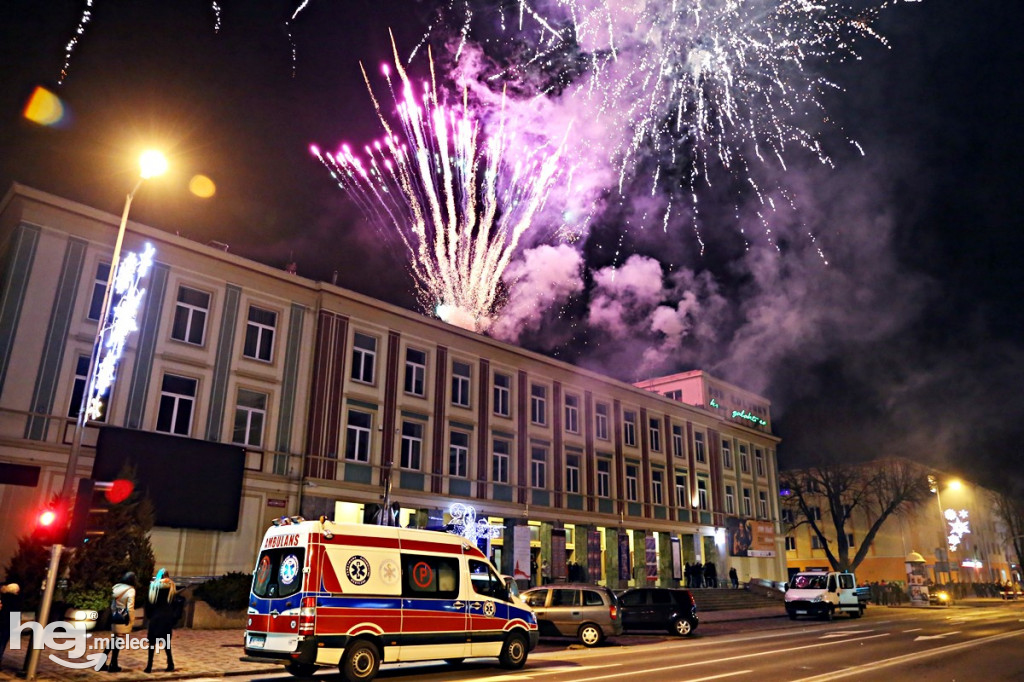 Mielczanie powitali 2019 rok na Placu AK