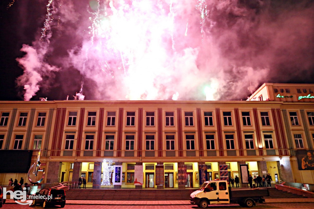 Mielczanie powitali 2019 rok na Placu AK