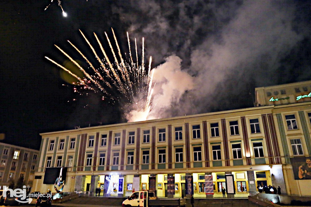 Mielczanie powitali 2019 rok na Placu AK