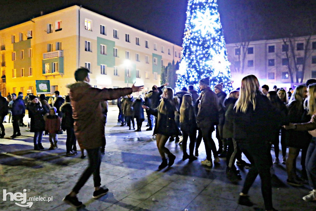 Mielczanie powitali 2019 rok na Placu AK