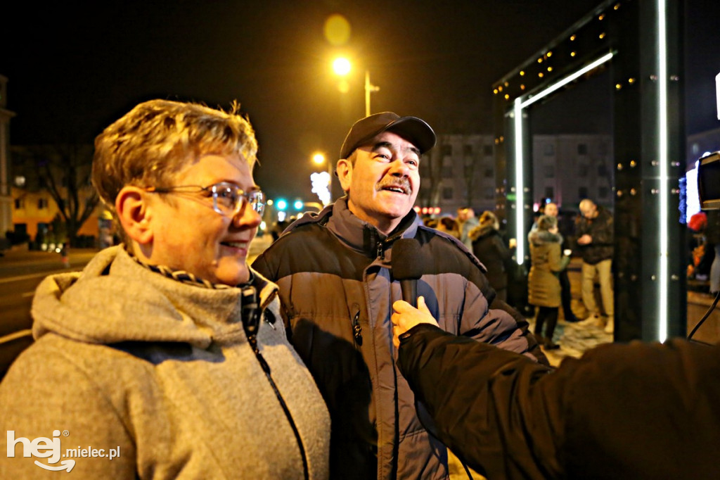 Mielczanie powitali 2019 rok na Placu AK