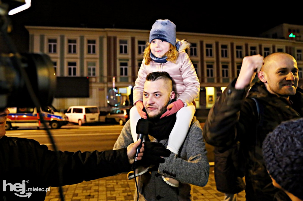 Mielczanie powitali 2019 rok na Placu AK