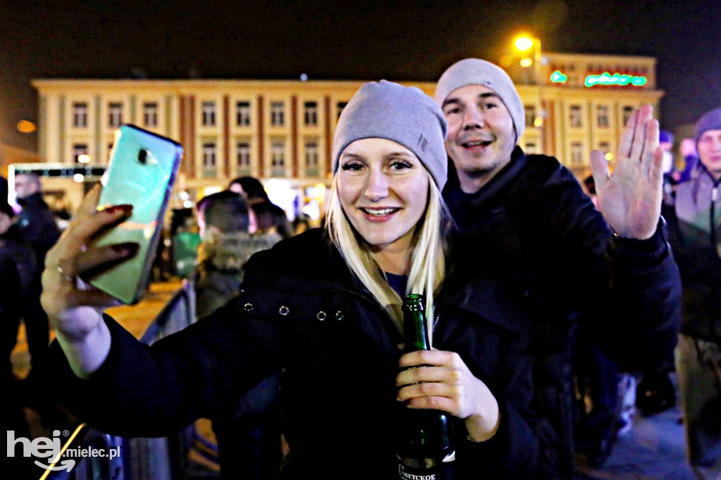 Mielczanie powitali 2019 rok na Placu AK