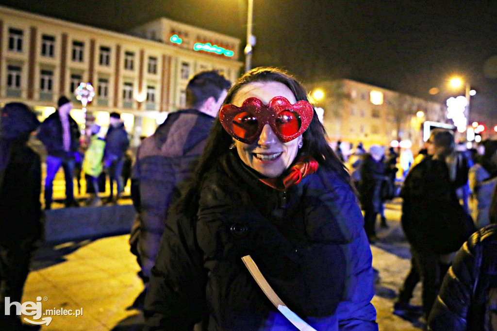 Mielczanie powitali 2019 rok na Placu AK