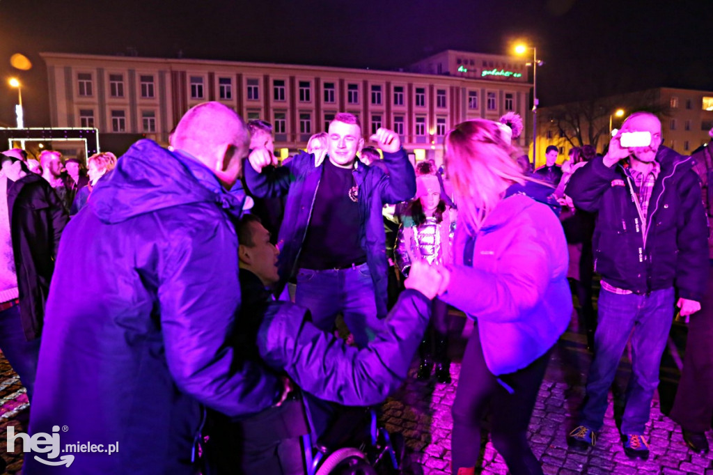 Mielczanie powitali 2019 rok na Placu AK