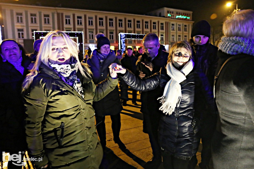 Mielczanie powitali 2019 rok na Placu AK