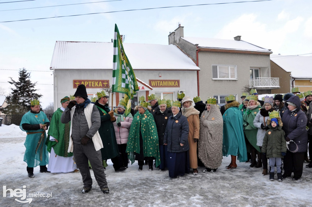 Orszak Trzech Króli na przecławskim Rynku