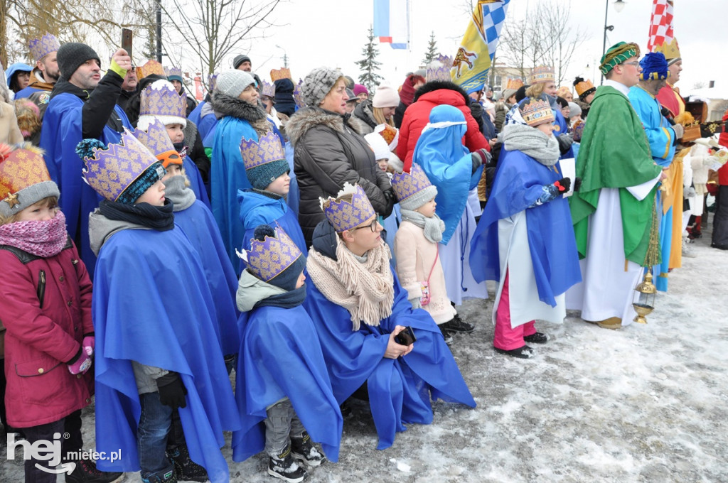 Orszak Trzech Króli na przecławskim Rynku