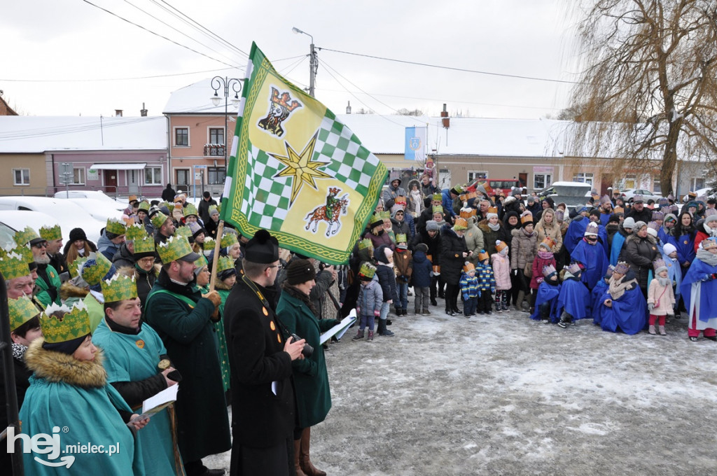 Orszak Trzech Króli na przecławskim Rynku