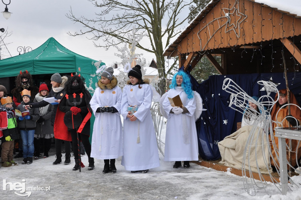 Orszak Trzech Króli na przecławskim Rynku