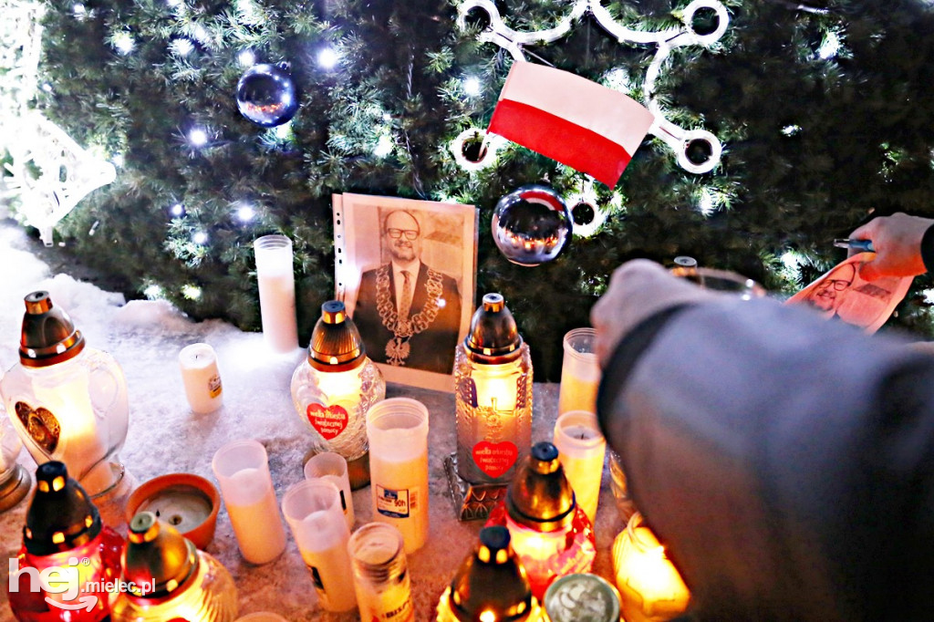 Mielczanie uczcili Pawła Adamowicza