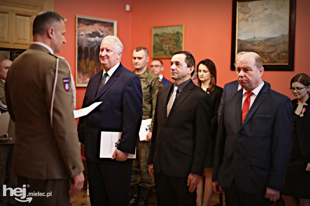 Odznaczenia mieleckich żołnierzy