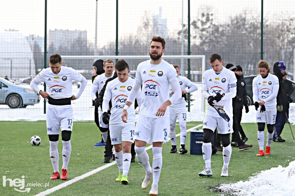 Sparing: Stal - Rozwój