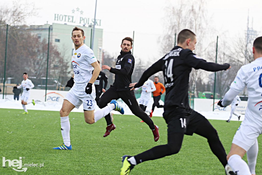 Sparing: Stal - Rozwój