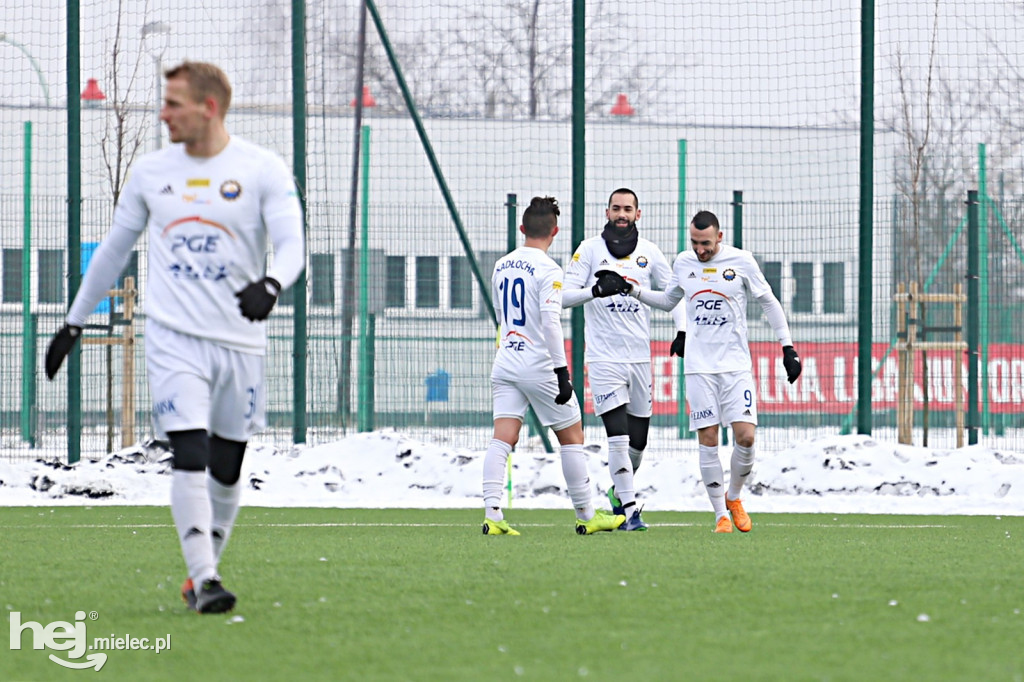 Sparing: Stal - Rozwój