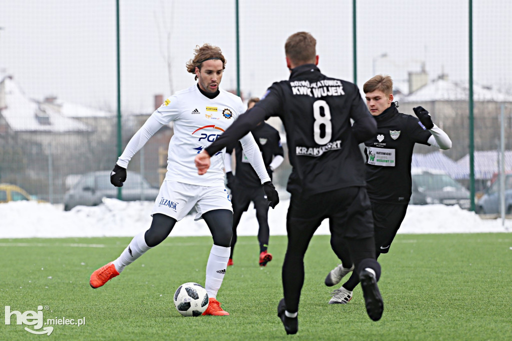 Sparing: Stal - Rozwój