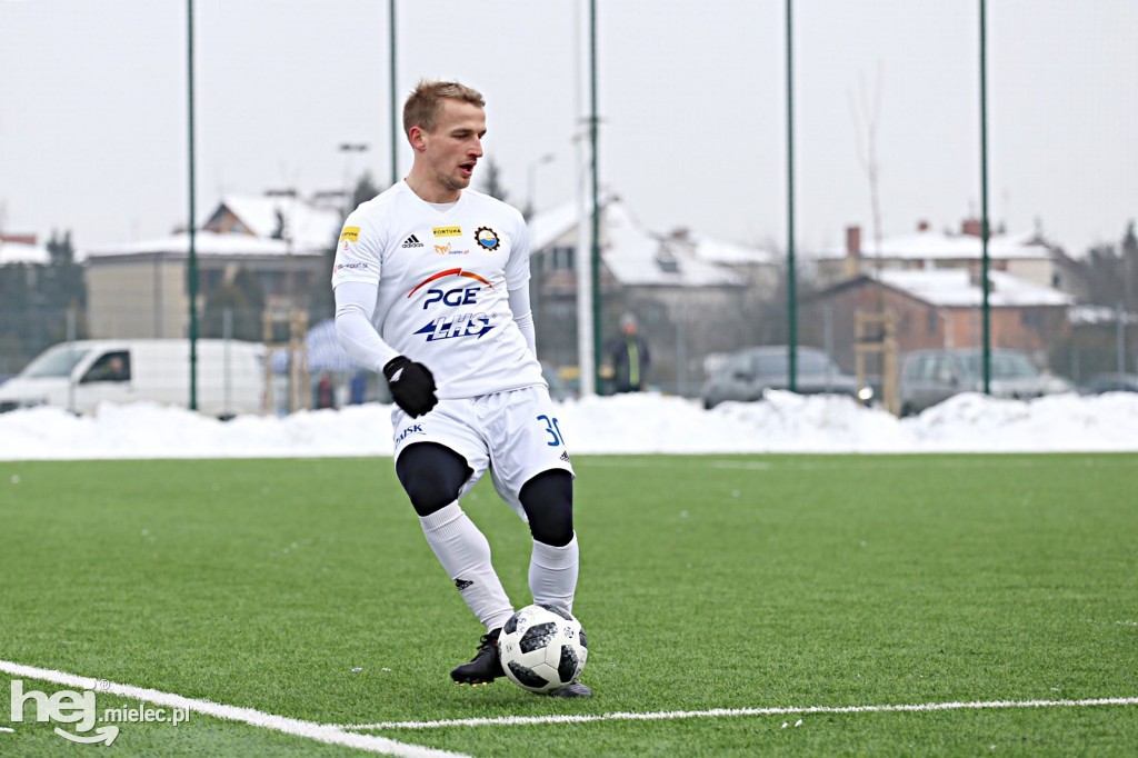 Sparing: Stal - Rozwój