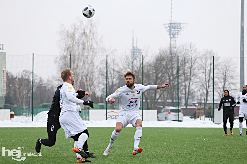 Sparing: Stal - Rozwój