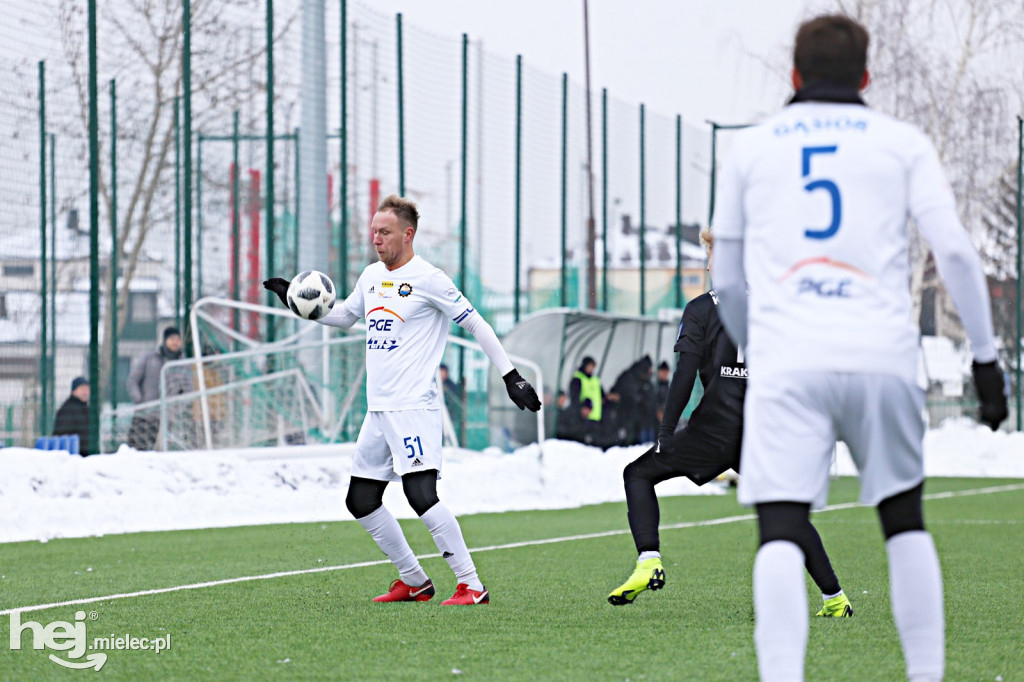 Sparing: Stal - Rozwój