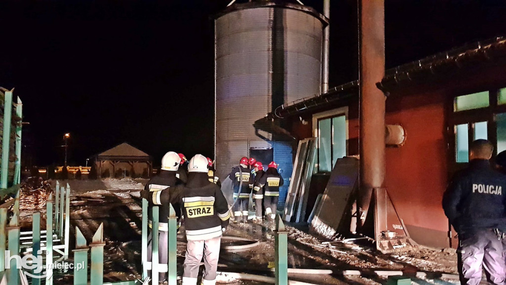Pożar silosa z wiórami