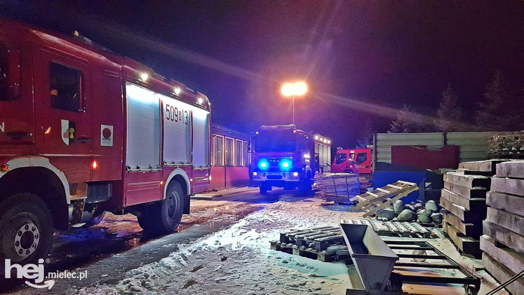 Pożar silosa z wiórami