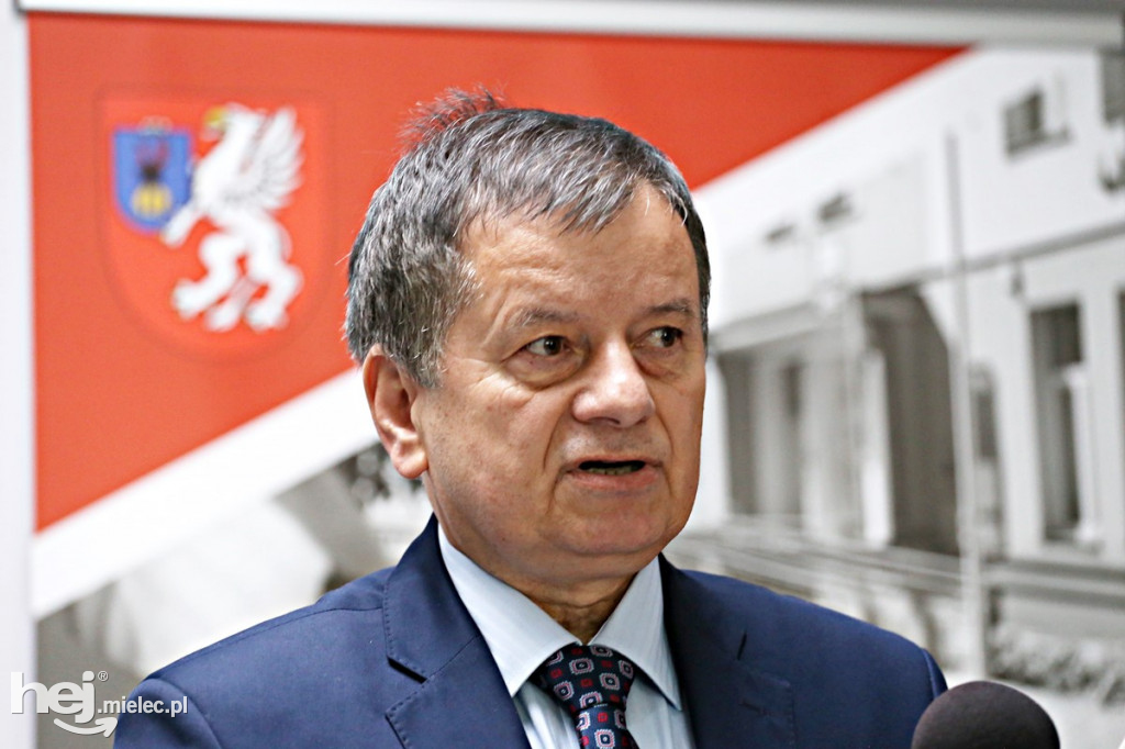 Dwie szpitalne inwestycje otwarte
