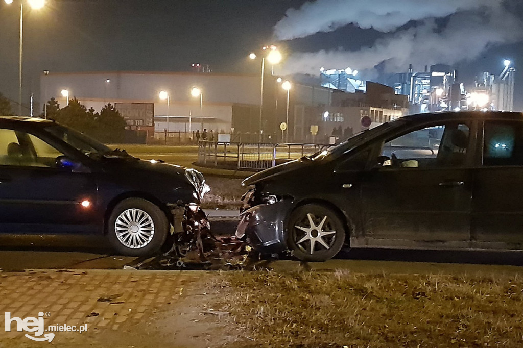 Czołowe zderzenie w strefie ekonomicznej