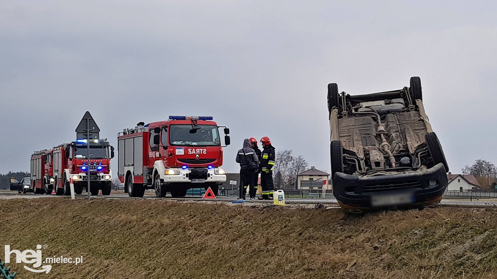 Dachowanie na trasie Mielec - Połaniec