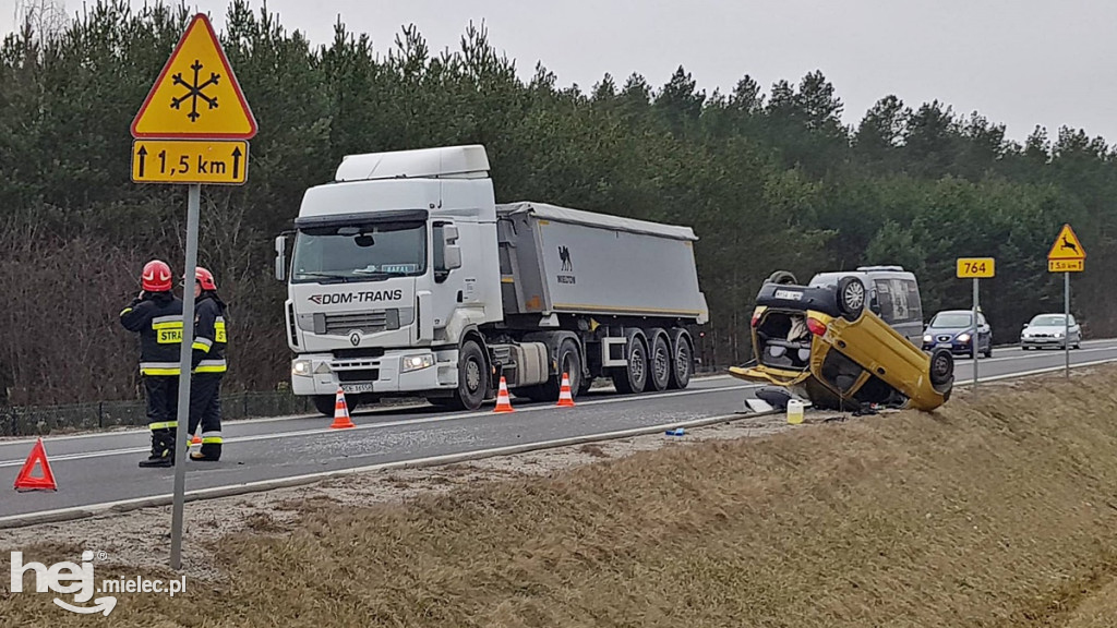 Dachowanie na trasie Mielec - Połaniec