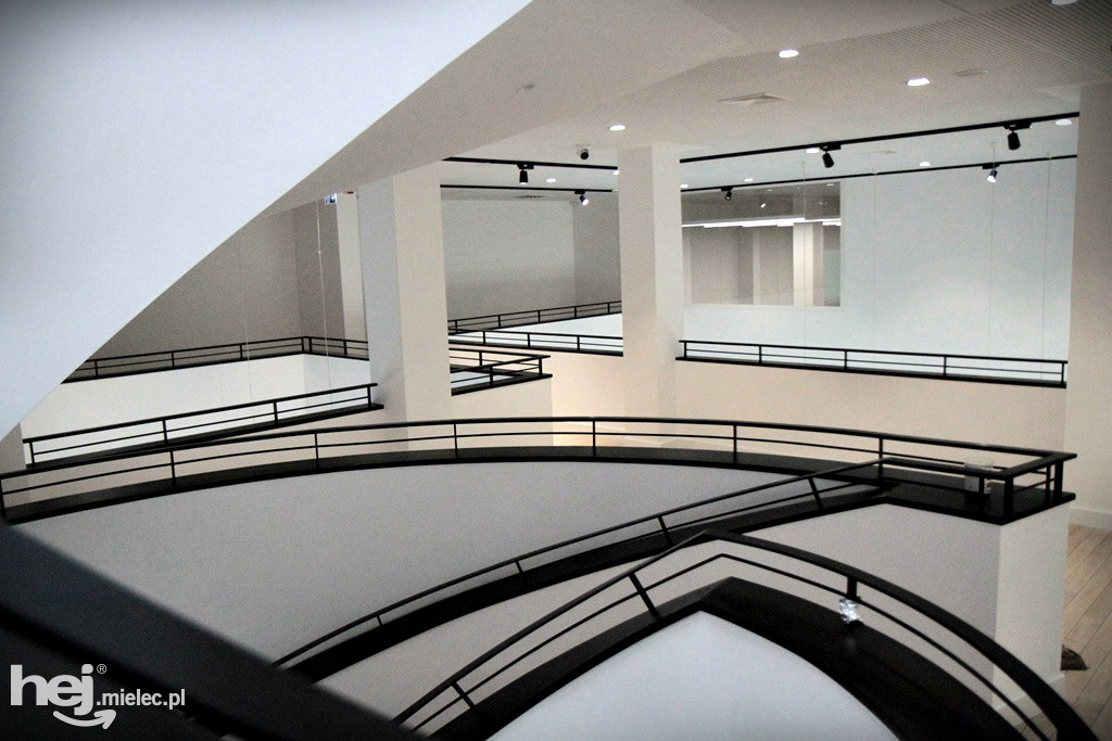 Nowy budynek biblioteki