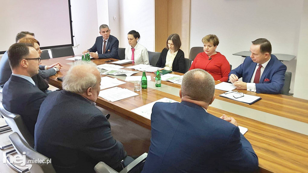 Robocze spotkanie ws. budowy węzła drogowego w Mielcu