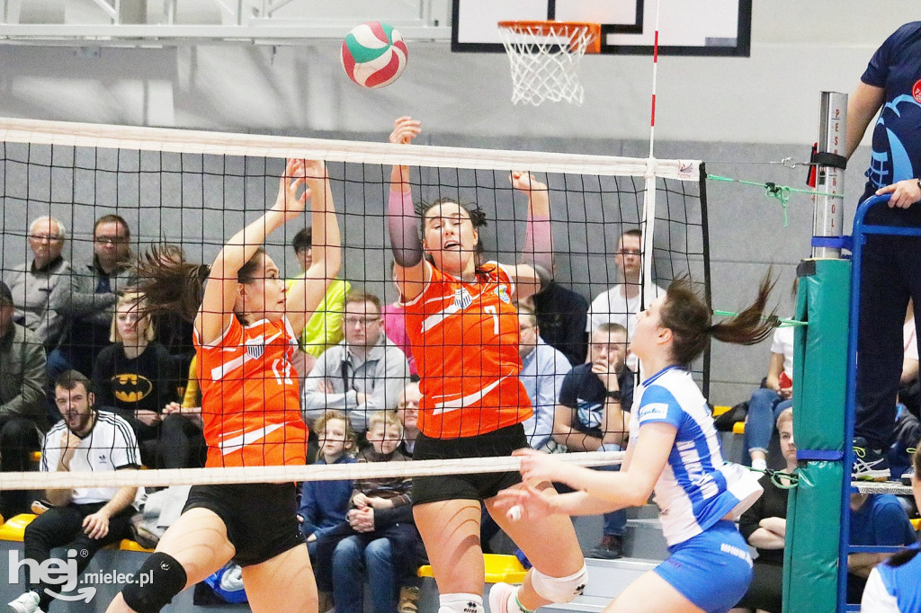 Czwarty mecz play-out siatkarek: Szóstka Mielec - Mazovia Warszawa