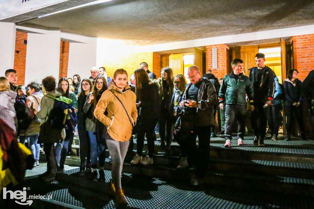 Blisko 600 osób wyruszyło na EDK