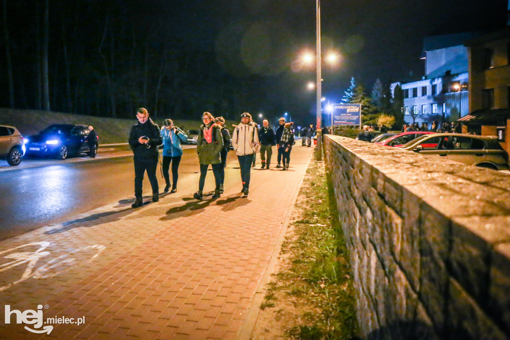 Blisko 600 osób wyruszyło na EDK