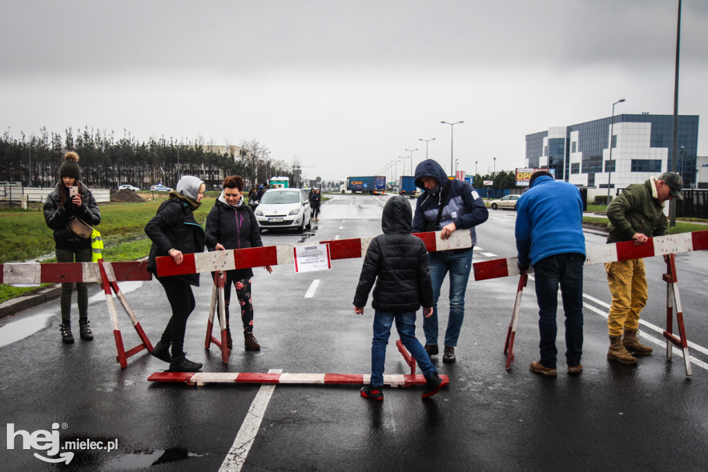 Blokada -  protest przeciw Kronospanowi