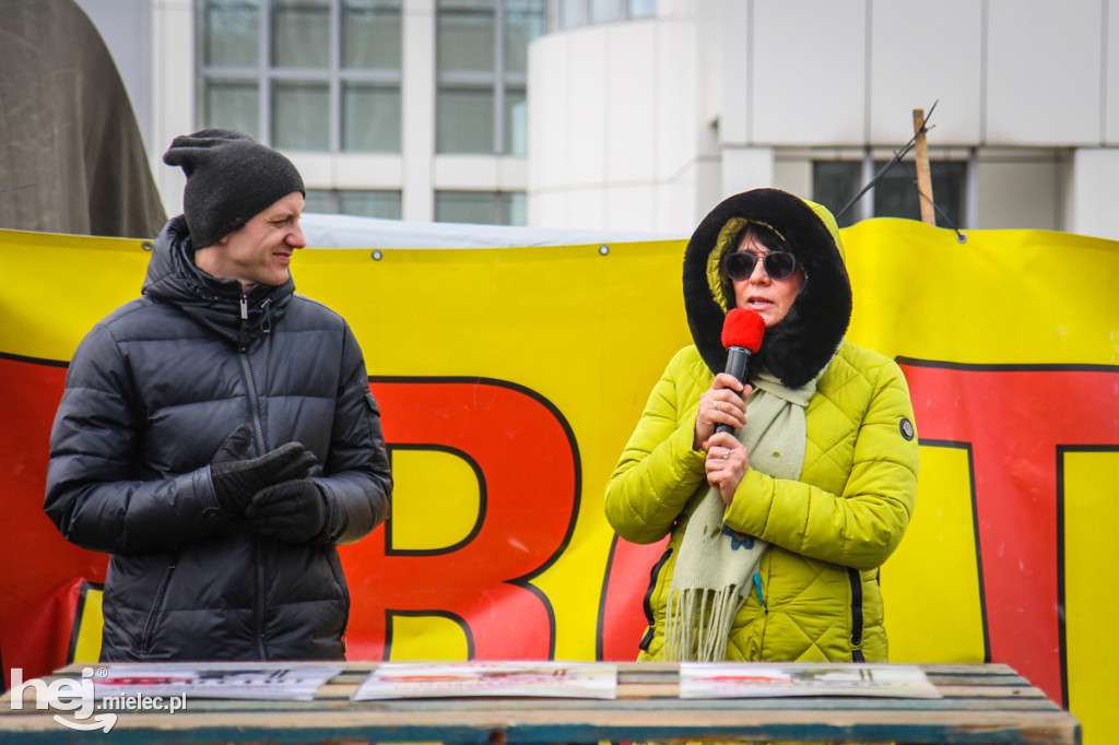 Blokada -  protest przeciw Kronospanowi