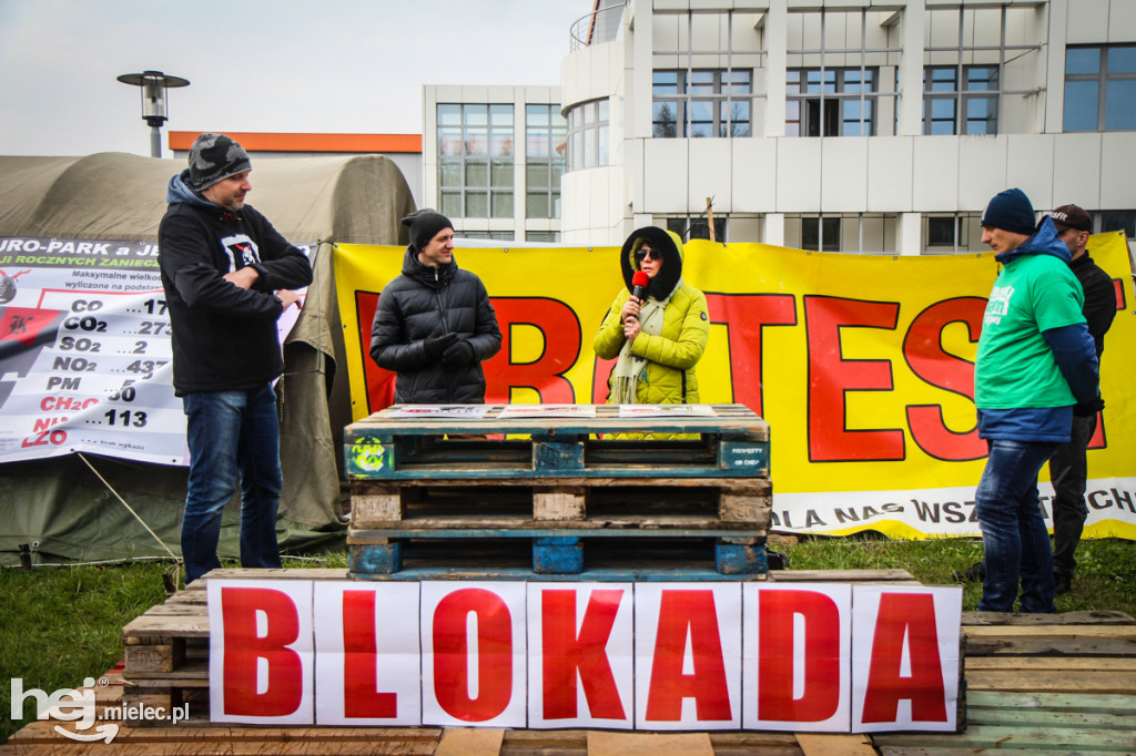 Blokada -  protest przeciw Kronospanowi